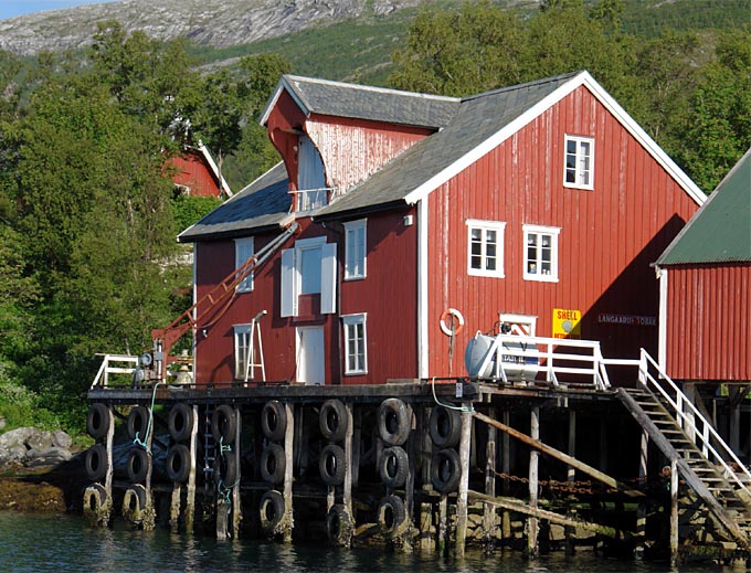 Skaanland